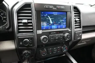 Ford F-150 2020 4x4 XLT 4p SuperCrew 6.5 ft. CB