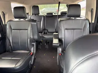 Ford Expedition 2023 4x2 XLT 4dr SUV