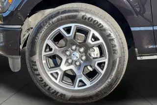 Ford F-150 2024 4x2 STX 4p SuperCrew 5.5 ft. CB