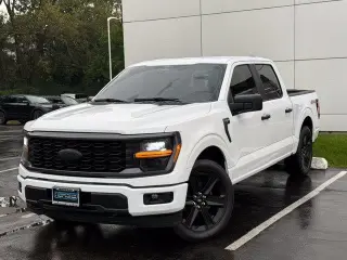 Ford F-150 2024 4x4 STX 4p SuperCrew 5.5 ft. CB