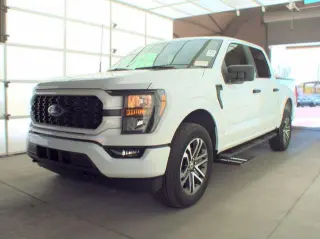 Ford F-150 2023 4x4 XL 4dr SuperCrew 5.5 ft. SB