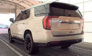 Yukon GMC 2023 4x4 SLT 4p SUV