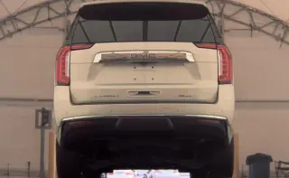 Yukon GMC 2023 4x4 SLT 4p SUV