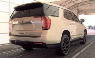Yukon GMC 2023 4x4 SLT 4p SUV