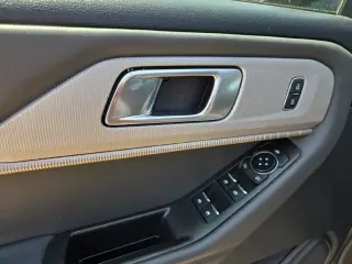 Ford Explorer 2025 AWD Active 4dr SUV