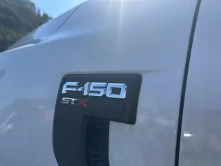 Ford F-150 2021 4x4 XL 4 puertas SuperCrew 5,5 pies SB
