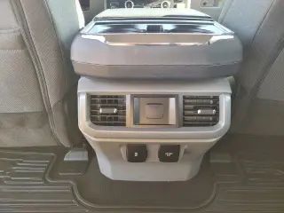 Ford F-150 2023 4x4 XLT 4p SuperCrew 6.5 ft. SB
