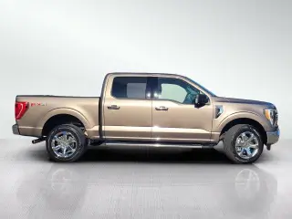 Ford F-150 2023 4x4 XLT 4p SuperCrew 6.5 ft. SB