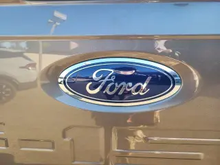 Ford F-150 2023 4x4 XLT 4p SuperCrew 6.5 ft. SB