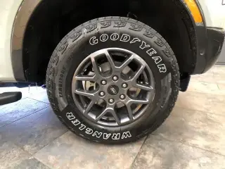 Ford Ranger 2024 4x4 XLT 4dr SuperCrew 5.0 ft. SB
