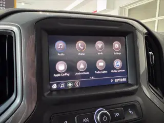 Chevrolet Silverado 1500 2021 4x4 Custom 4 puertas Doble Cabina 6.6 pies SB