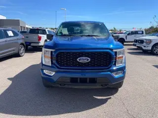 Ford F-150 2022 4x4 XL 4dr SuperCrew 5.5 ft. SB