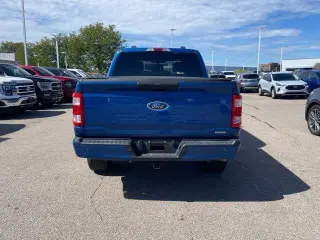 Ford F-150 2022 4x4 XL 4dr SuperCrew 5.5 ft. SB