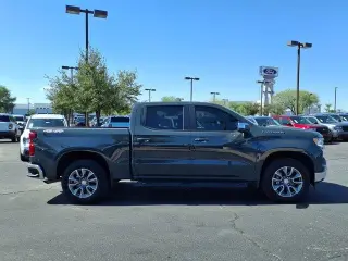 Chevrolet Silverado 1500 2026 4x4 LT 4dr Crew Cab con 6.6 pies de ancho de carga