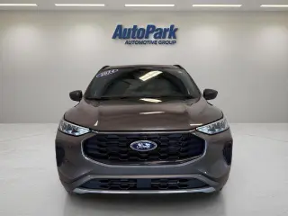 Ford Escape 2024 con tracción en las cuatro ruedas ST-Line 4dr SUV