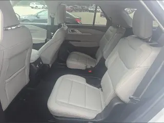 Explorer 2025 Active 4dr SUV
