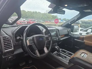 Ford F-150 2017 4x4 Limitada SuperCrew 5.5 pie S.B., 4 puertas