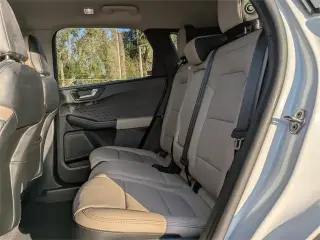 Ford Escape Hybrid 2020 Titanium 4dr SUV