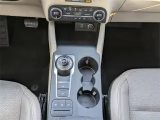 Ford Escape Hybrid 2020 Titanium 4dr SUV