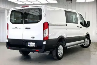 Ford Transit 2025 250 3puertas SWB Techo Bajo Furgón de carga