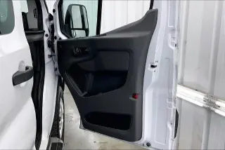 Ford Transit 2025 250 3puertas SWB Techo Bajo Furgón de carga