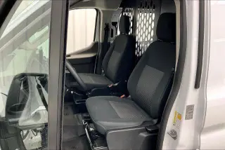 Ford Transit 2025 250 3puertas SWB Techo Bajo Furgón de carga