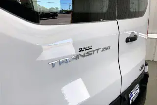 Ford Transit 2025 250 3puertas SWB Techo Bajo Furgón de carga