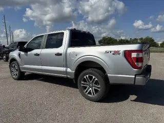 Ford F-150 2021 4x4 XL 4p SuperCrew 5.5 ft. SB