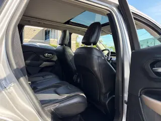 Jeep Cherokee 2018 4x4 Limited 4p SUV