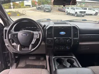 Ford F-250 Super Duty 2019 4x4 XLT Cabina Completa 4 puertas Pickup de 6.8 pies