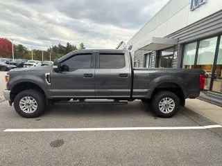 Ford F-250 Super Duty 2019 4x4 XLT Cabina Completa 4 puertas Pickup de 6.8 pies