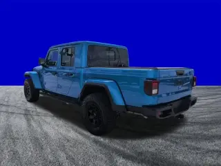 Jeep Gladiator 2025 4x4 Sport 4dr Crew Cab 5.0 ft. SB