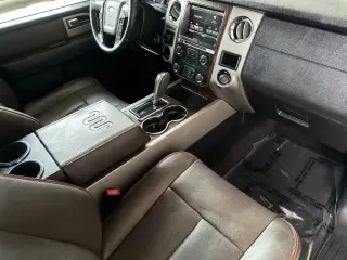 Ford Expedition 2015 4x2 XLT 4p SUV