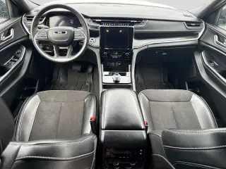 Jeep Grand Cherokee L 2024 4x4 Laredo 4p SUV