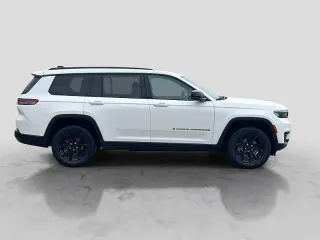 Jeep Grand Cherokee L 2024 4x4 Laredo 4p SUV