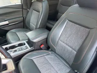 Ford Explorer 2023 AWD Timberline 4p SUV
