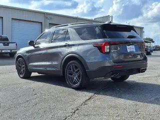 Ford Explorer 2025 AWD ST 4p SUV