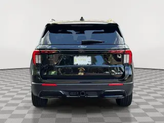 Ford Explorer 2026 AWD ST-Line SUV de 4 puertas
