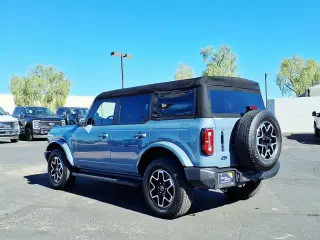 Ford Bronco 2024 4x4 Outer Banks 4dr SUV