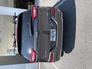 Jeep Cherokee 2018 4x4 Overland 4p SUV
