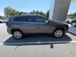 Jeep Cherokee 2018 4x4 Overland 4p SUV