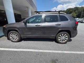Jeep Cherokee 2018 4x4 Overland 4p SUV