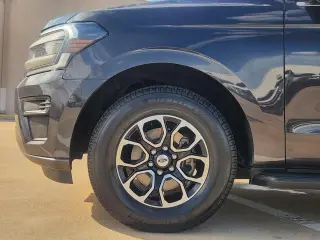 Ford Expedition 2024 4x2 XLT 4p SUV