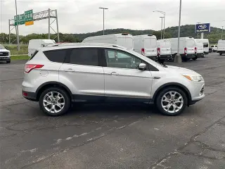 Ford Escape 2015 Titanium 4p SUV