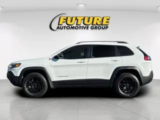 Jeep Cherokee 2019 4x4 Trailhawk 4dr SUV
