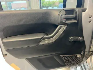 Jeep Wrangler 2017 4x4 Sport 2p SUV