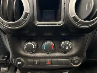 Jeep Wrangler 2017 4x4 Sport 2p SUV