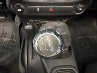 Jeep Wrangler 2017 4x4 Sport 2p SUV