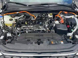 Ford Escape híbrido enchufable 2026 PHEV SUV 4 puertas