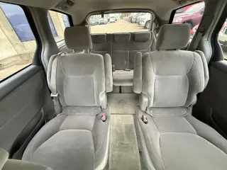 2005 Toyota Sienna LE